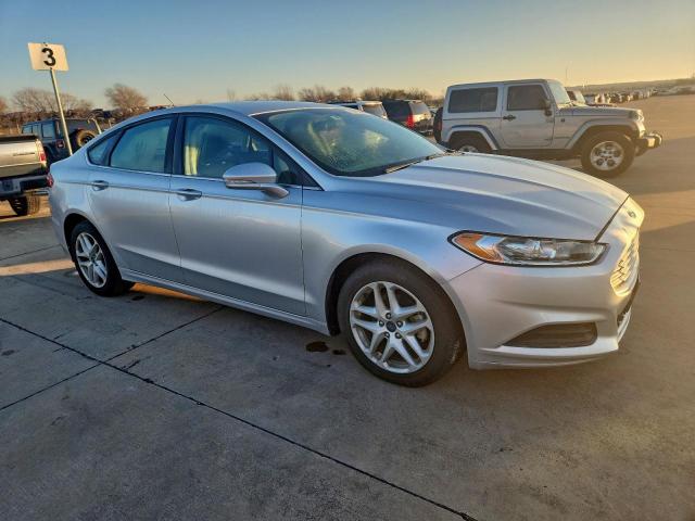 Ford Fusion Se Image 3