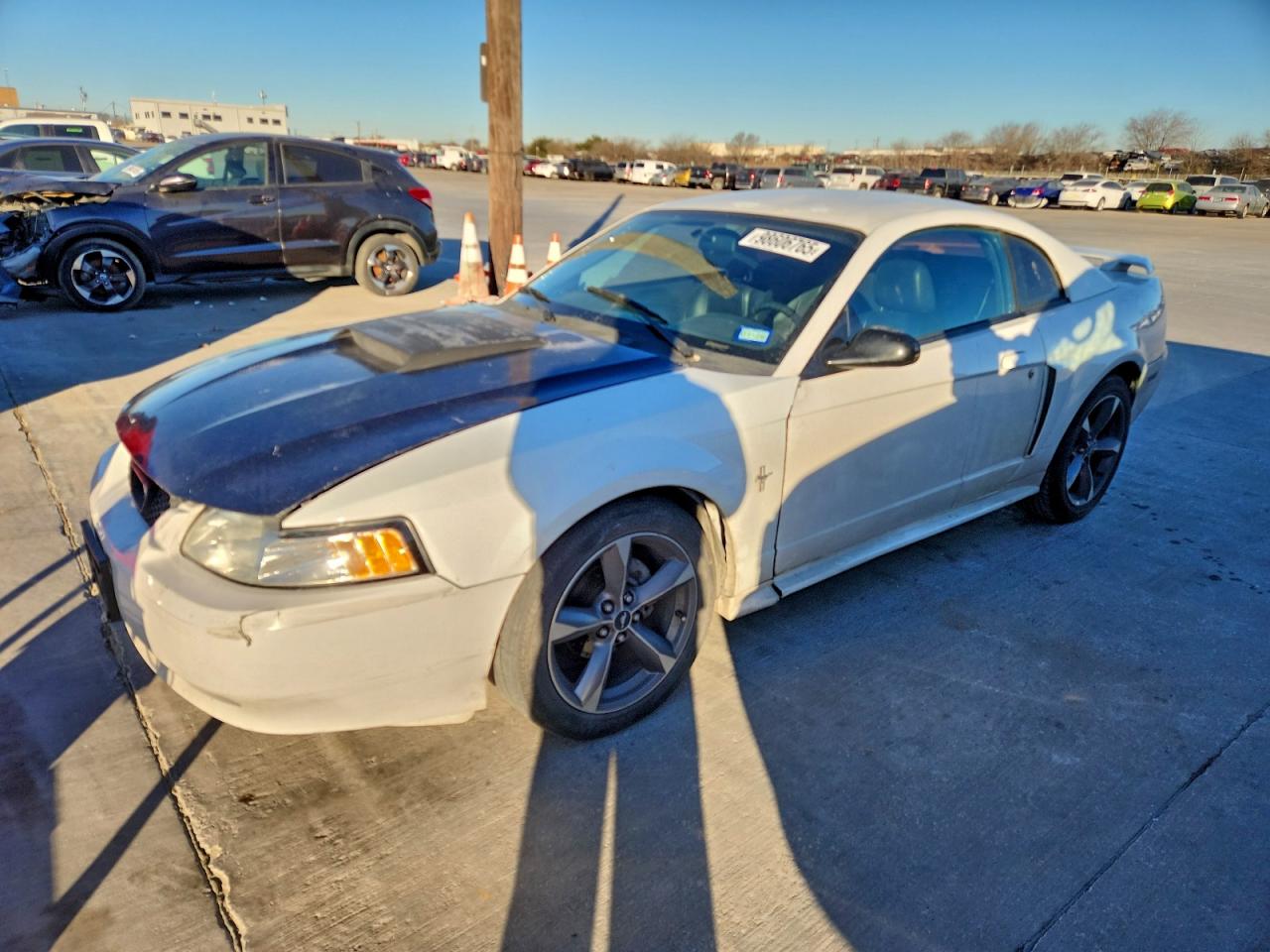 Ford Mustang Image 1