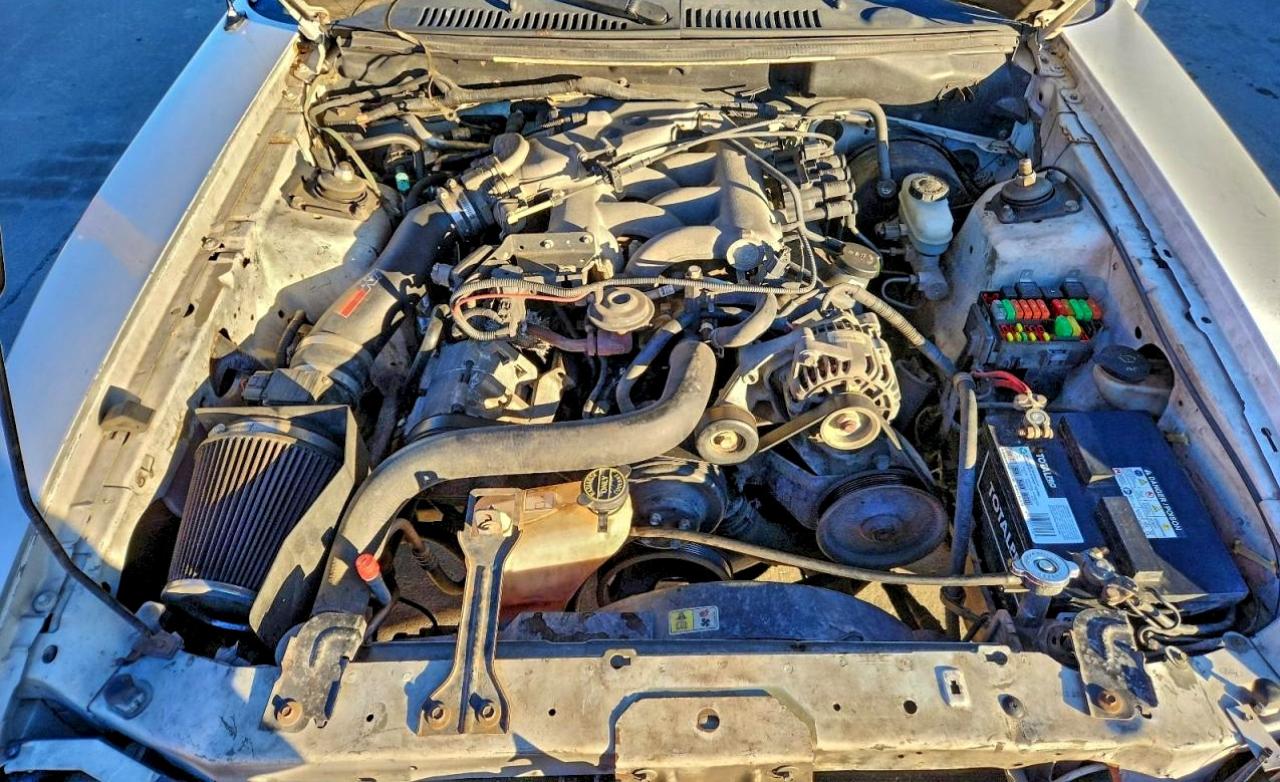 Ford Mustang Image 6