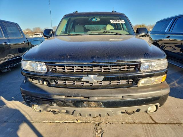 Chevrolet Suburban K1500 Image 6