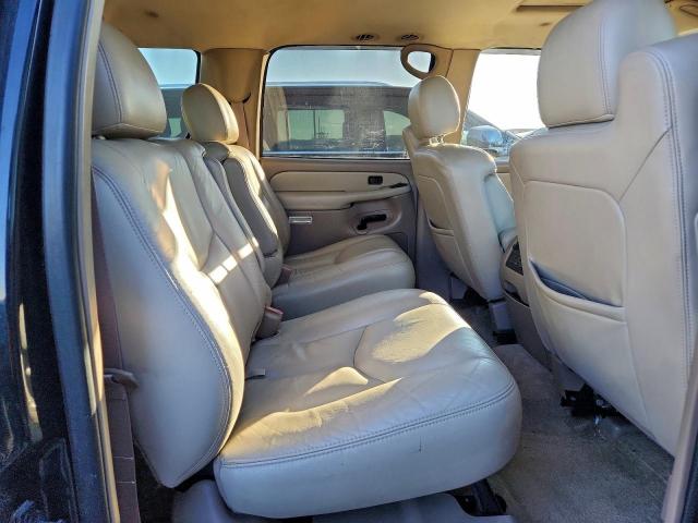 Chevrolet Suburban K1500 Image 9