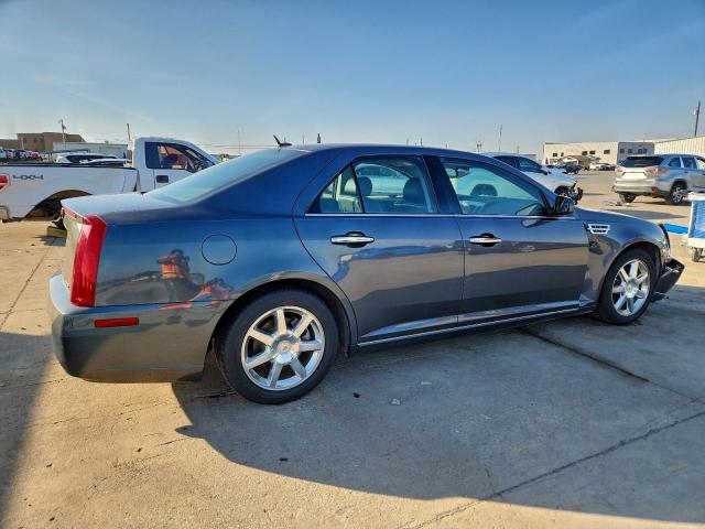 Cadillac STS Image 2