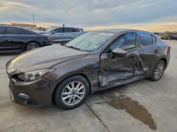  Salvage Mazda 3