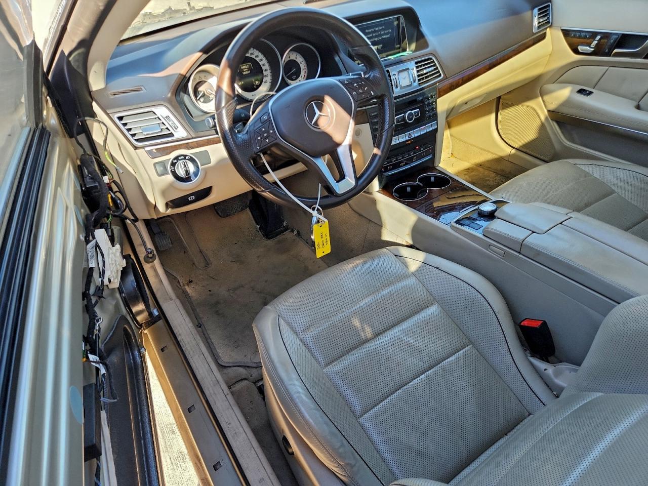 Mercedes-Benz E-Class 400 Image 3