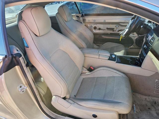 Mercedes-Benz E-Class 400 Image 13