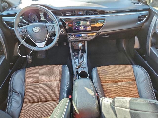 Toyota Corolla L Image 9