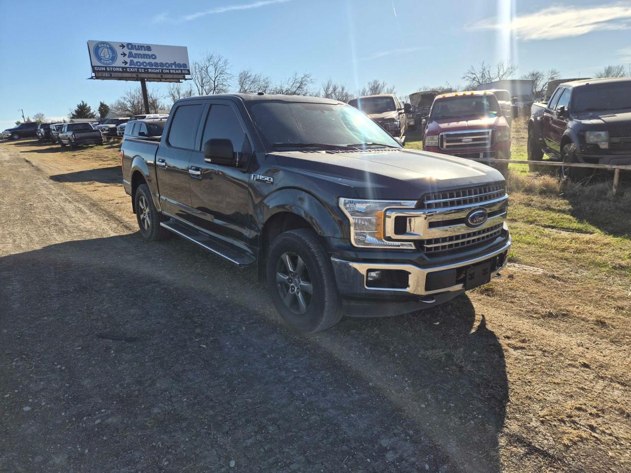 Ford F-150 Supercrew Image 1