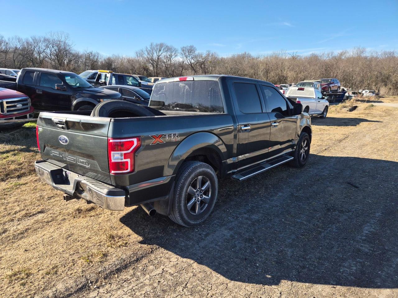 Ford F-150 Supercrew Image 2