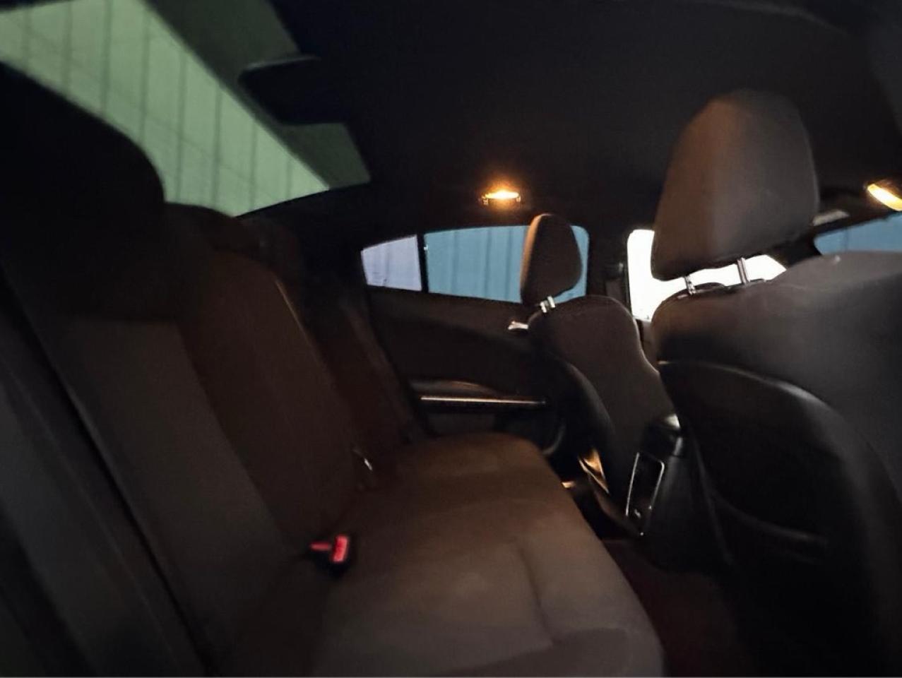 Dodge Charger R/t 392 Image 11