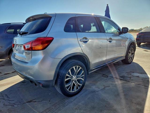 Mitsubishi Outlander Es Image 4