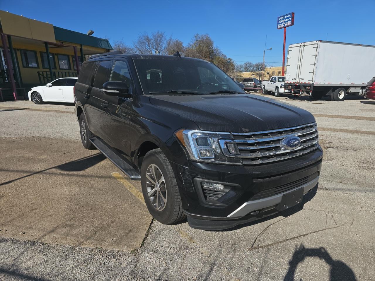 Ford Expedition Max Xlt Image 1