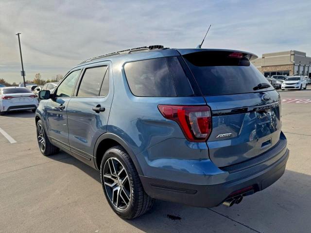 Ford Explorer Sport Image 7