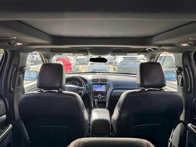 Ford Explorer Sport Image 10