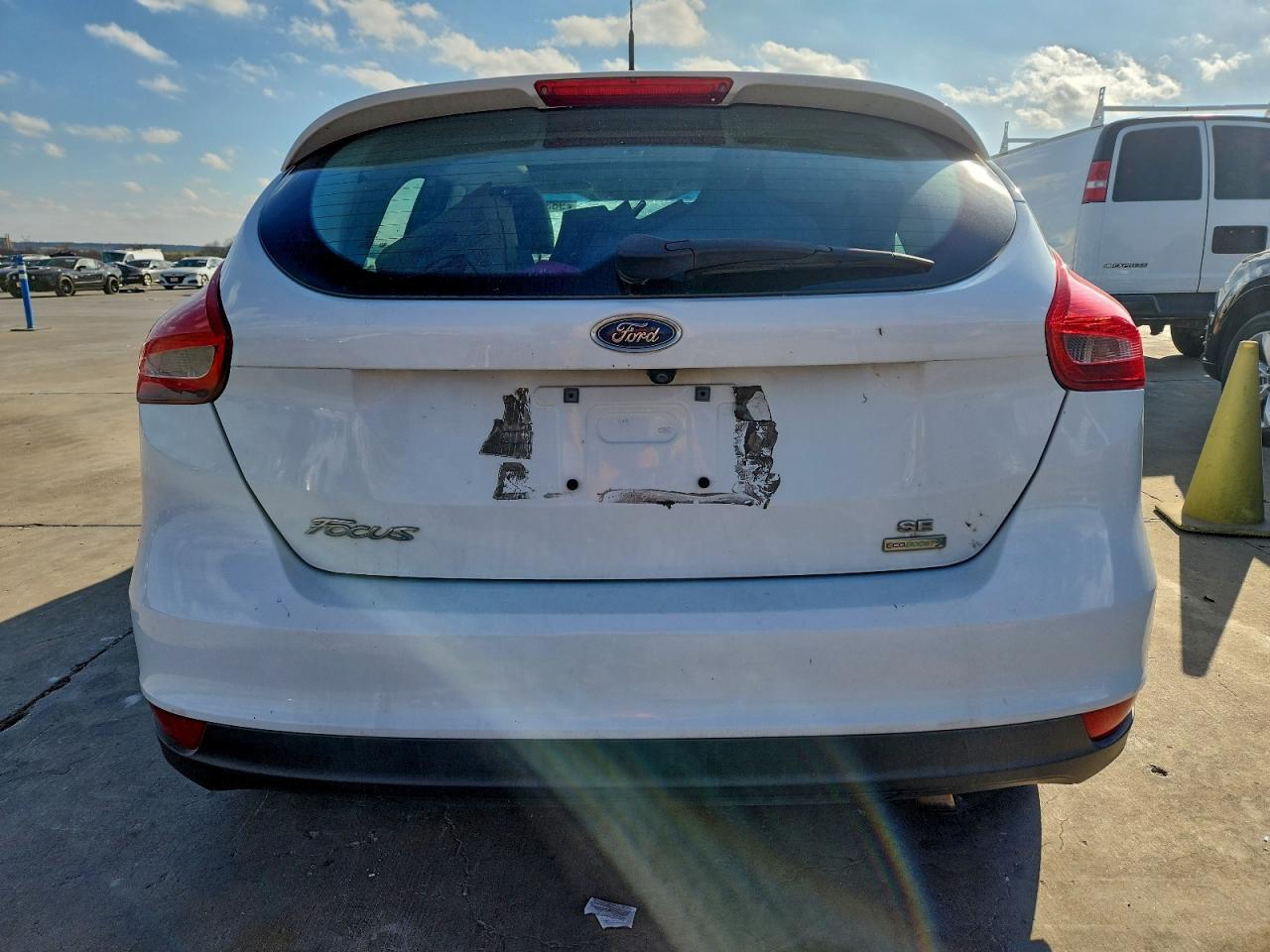 Ford Focus Se Image 11