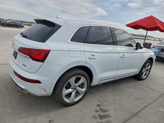 Audi Q5 Prestige 45 Image 9