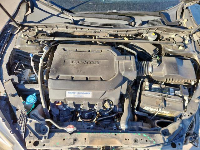 Honda Accord Touring Image 10