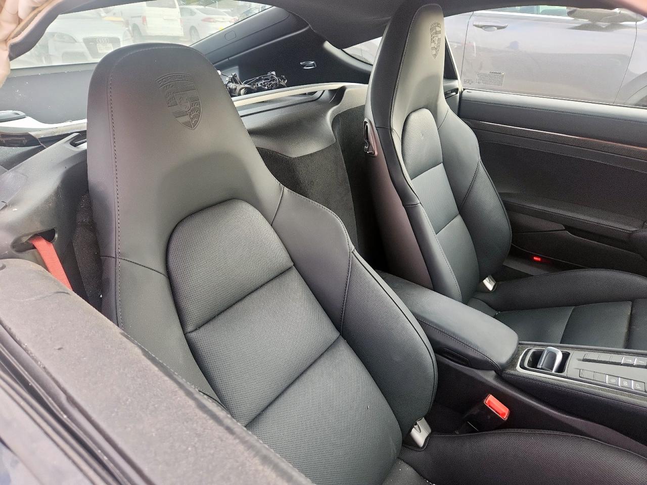 Porsche Cayman Gts Image 9