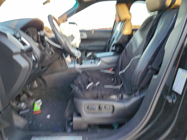 Ford Explorer Limited Image 5