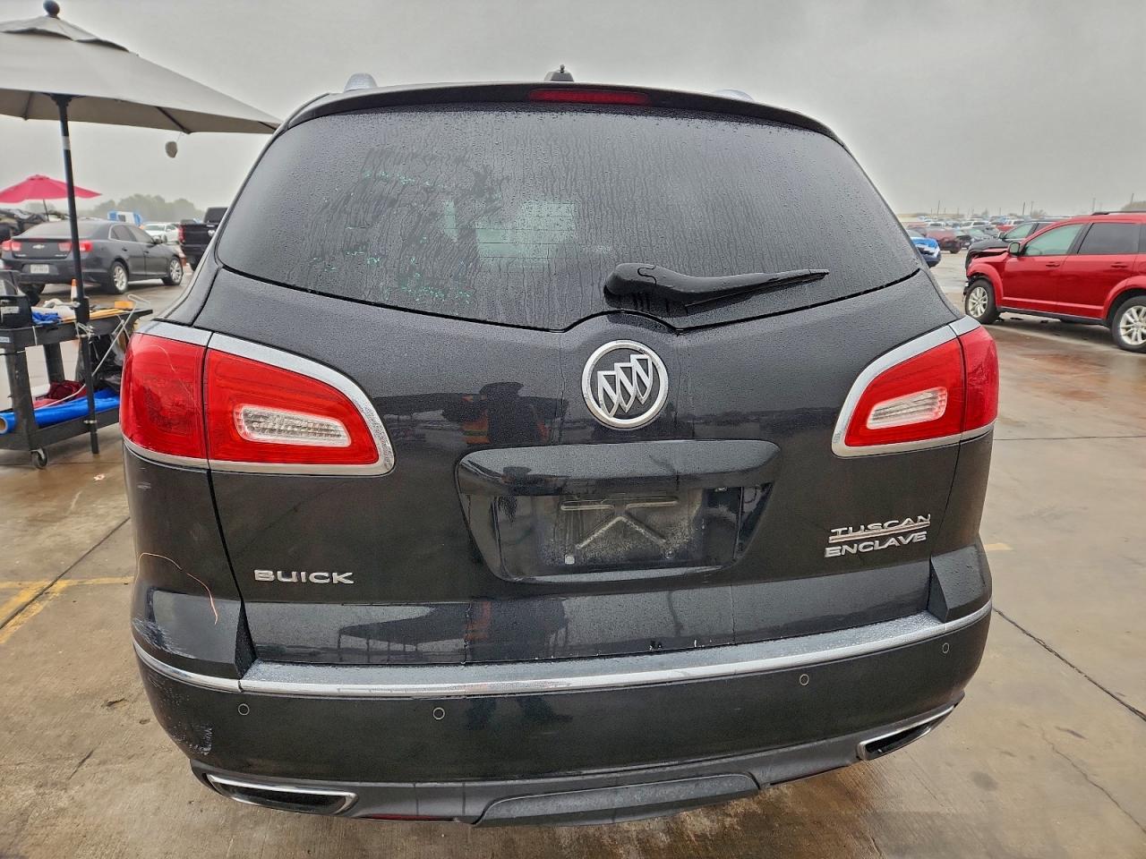 Buick Enclave Image 13