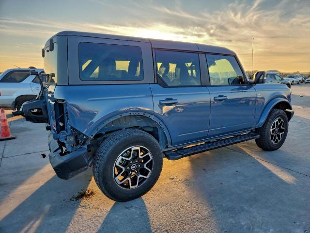 Ford Bronco Outer Banks Image 3