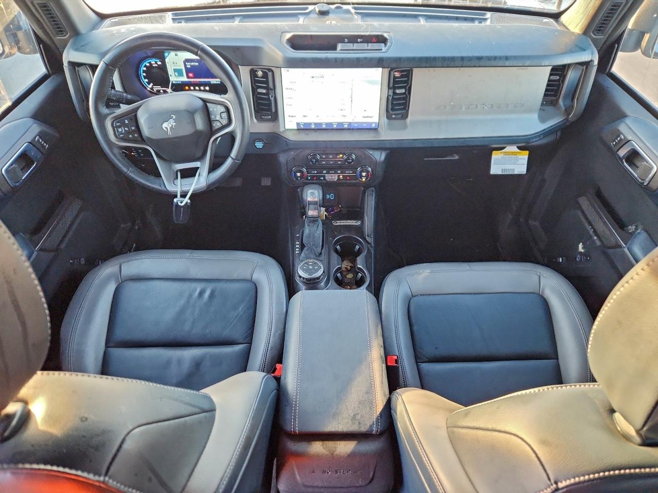 Ford Bronco Outer Banks Image 9