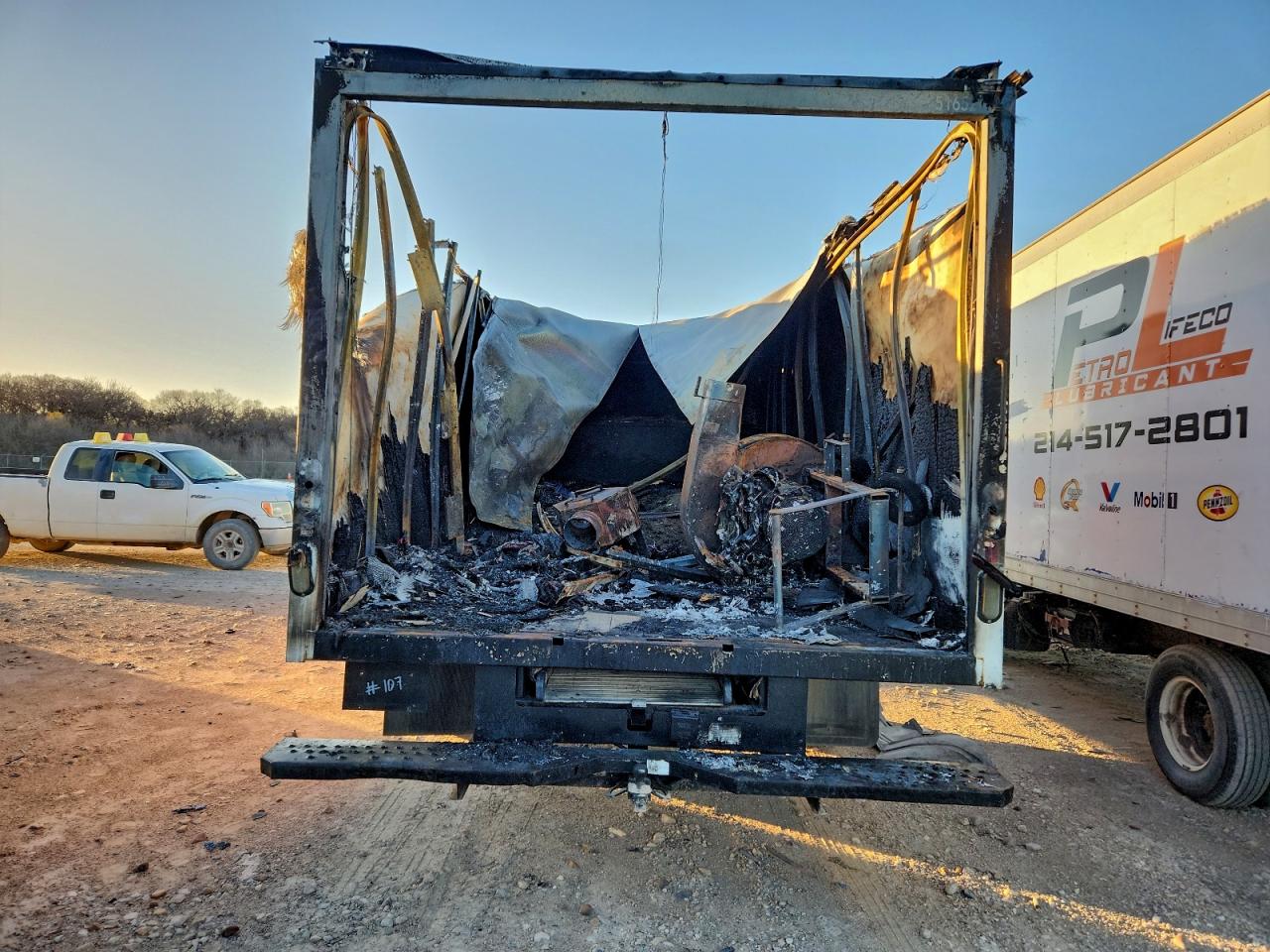 Ford E-350 E350 Super Duty Cutaway Van Image 8