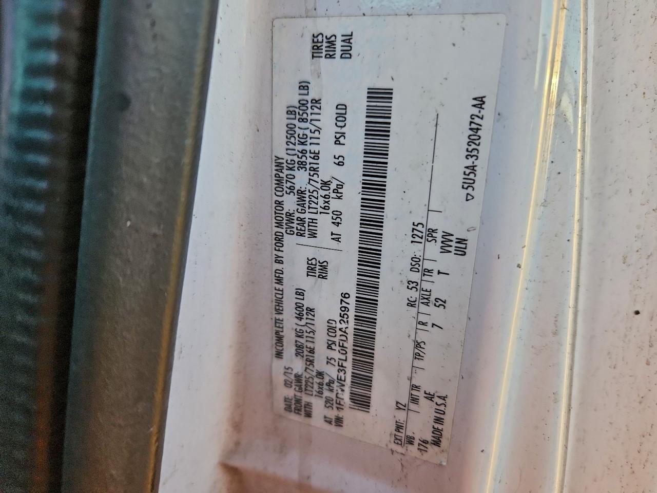 Ford E-350 E350 Super Duty Cutaway Van Image 12