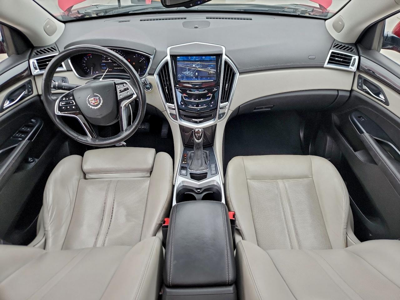 Cadillac SRX Premium Collection Image 8