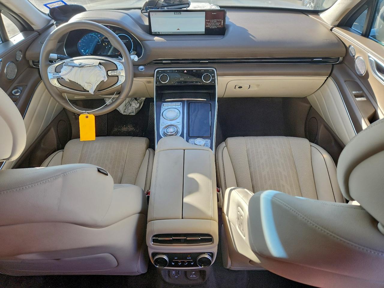 Genesis GV80 Base Image 12