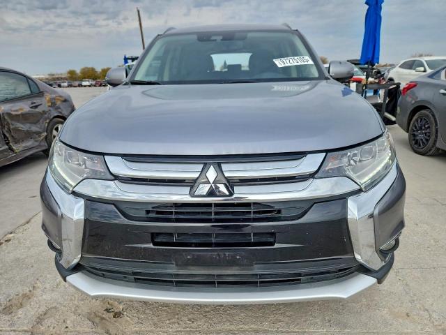 Mitsubishi Outlander Se Image 4