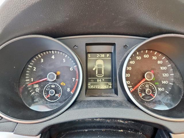 Volkswagen Golf Image 8