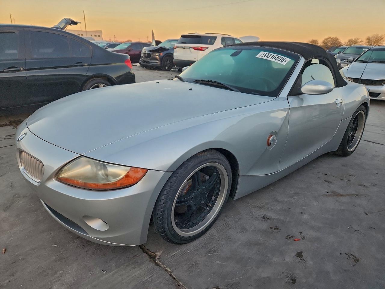 BMW Z Series 3.0 Image 1