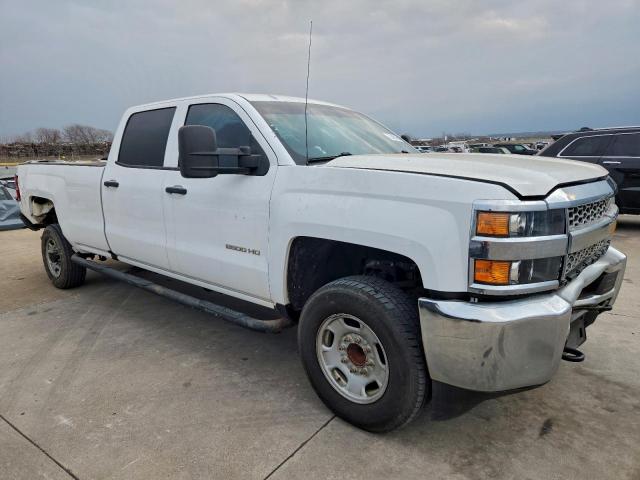 Chevrolet Silverado C2500 Heavy Duty Image 11