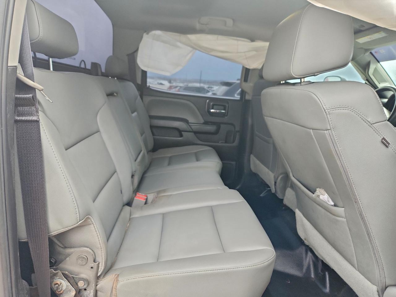 Chevrolet Silverado C2500 Heavy Duty Image 7