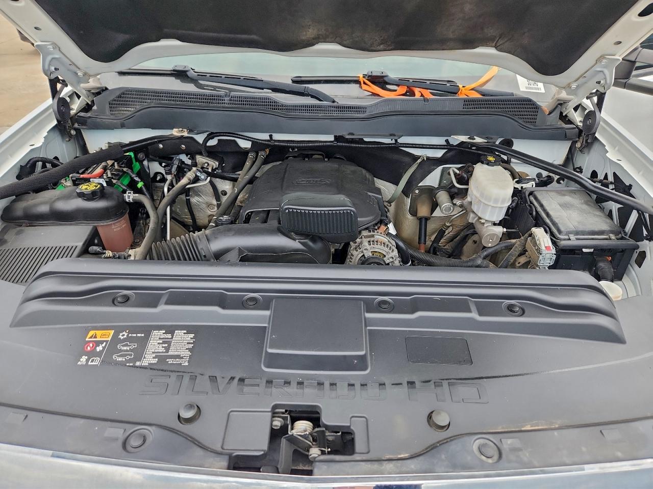 Chevrolet Silverado C2500 Heavy Duty Image 4