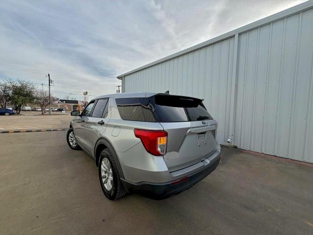Ford Explorer Image 3