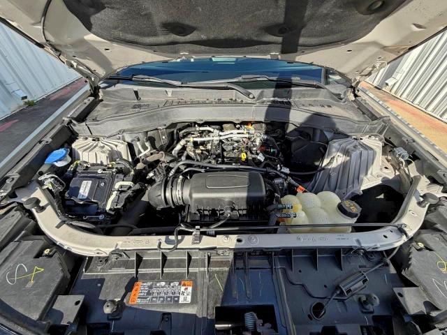 Ford Explorer Image 9