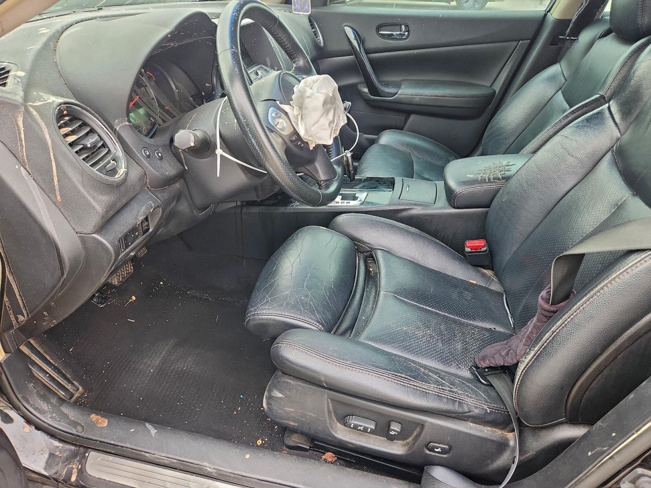 Nissan Maxima S Image 10