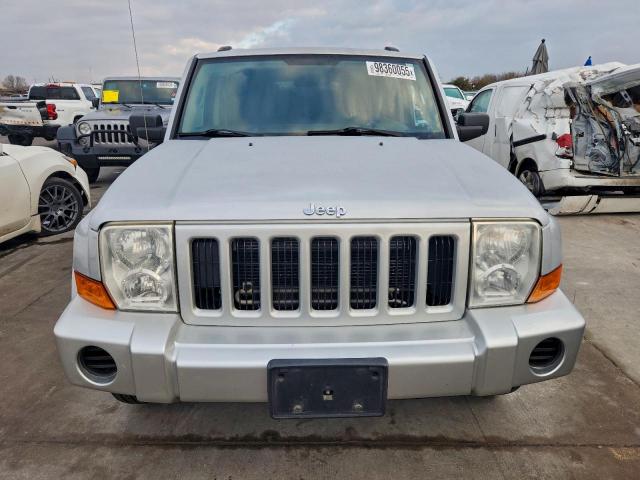 Jeep Commander Image 6