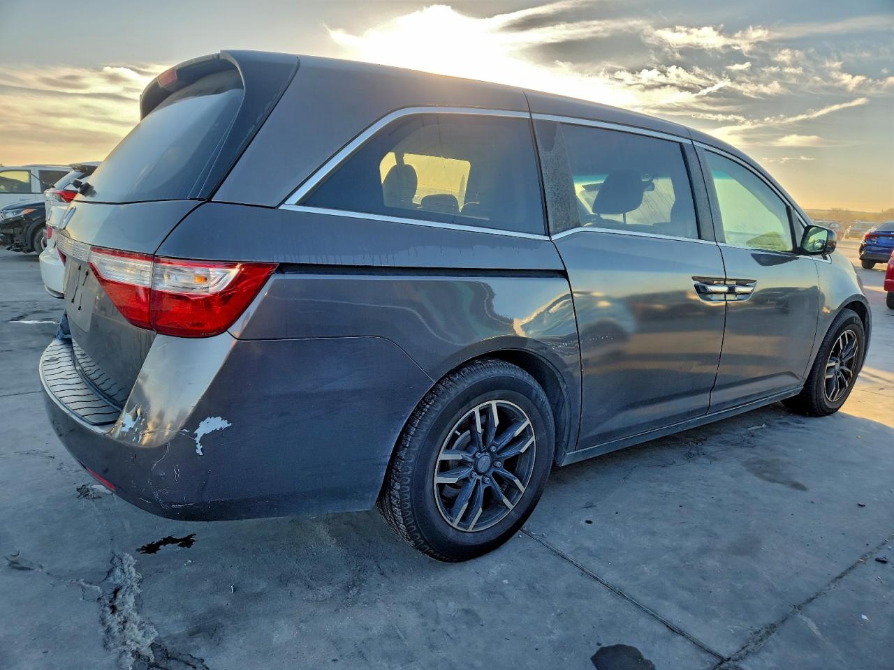 Honda Odyssey Ex Image 2