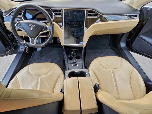 Tesla Model S Image 4