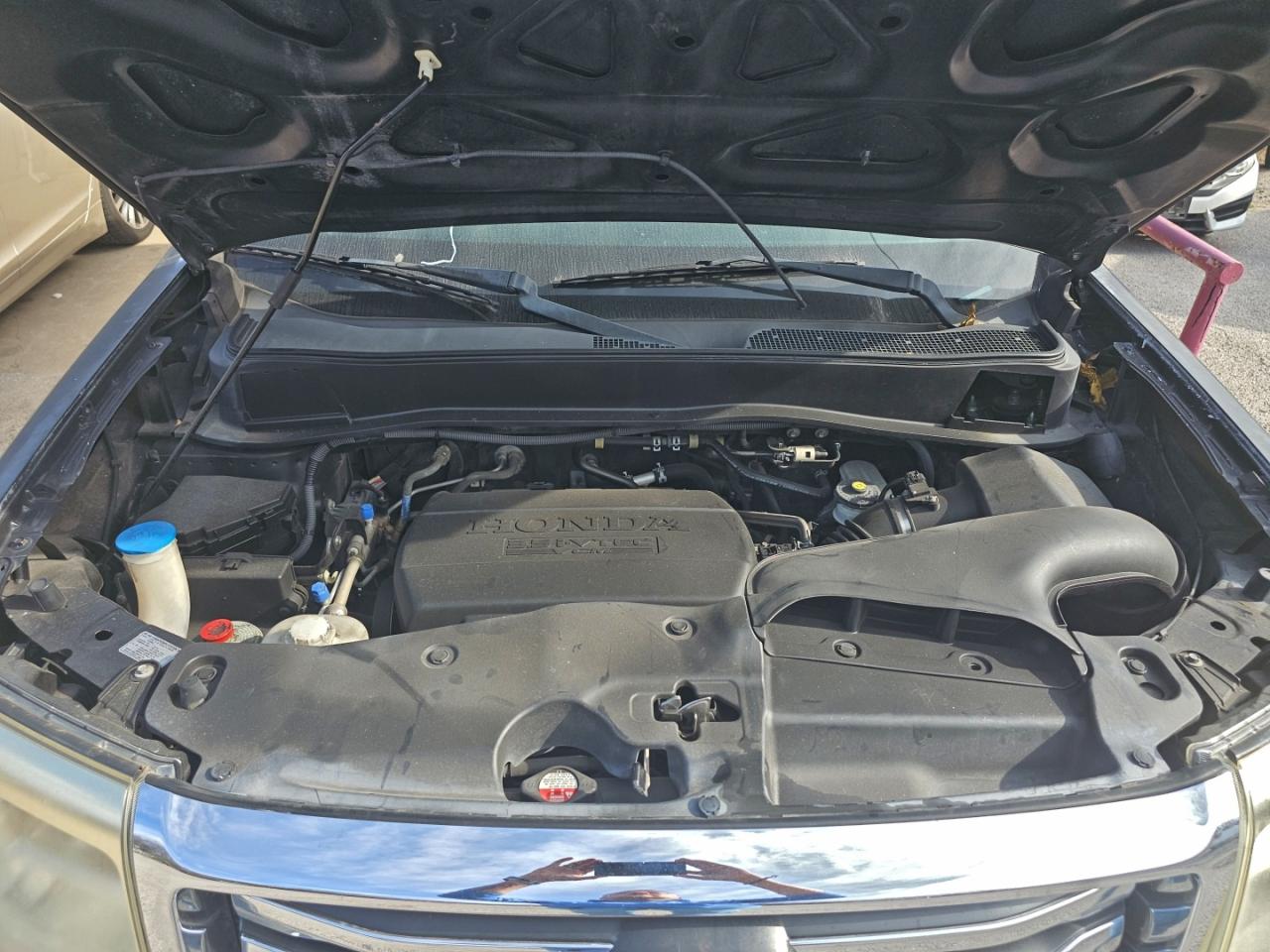 Honda Pilot Ex Image 8