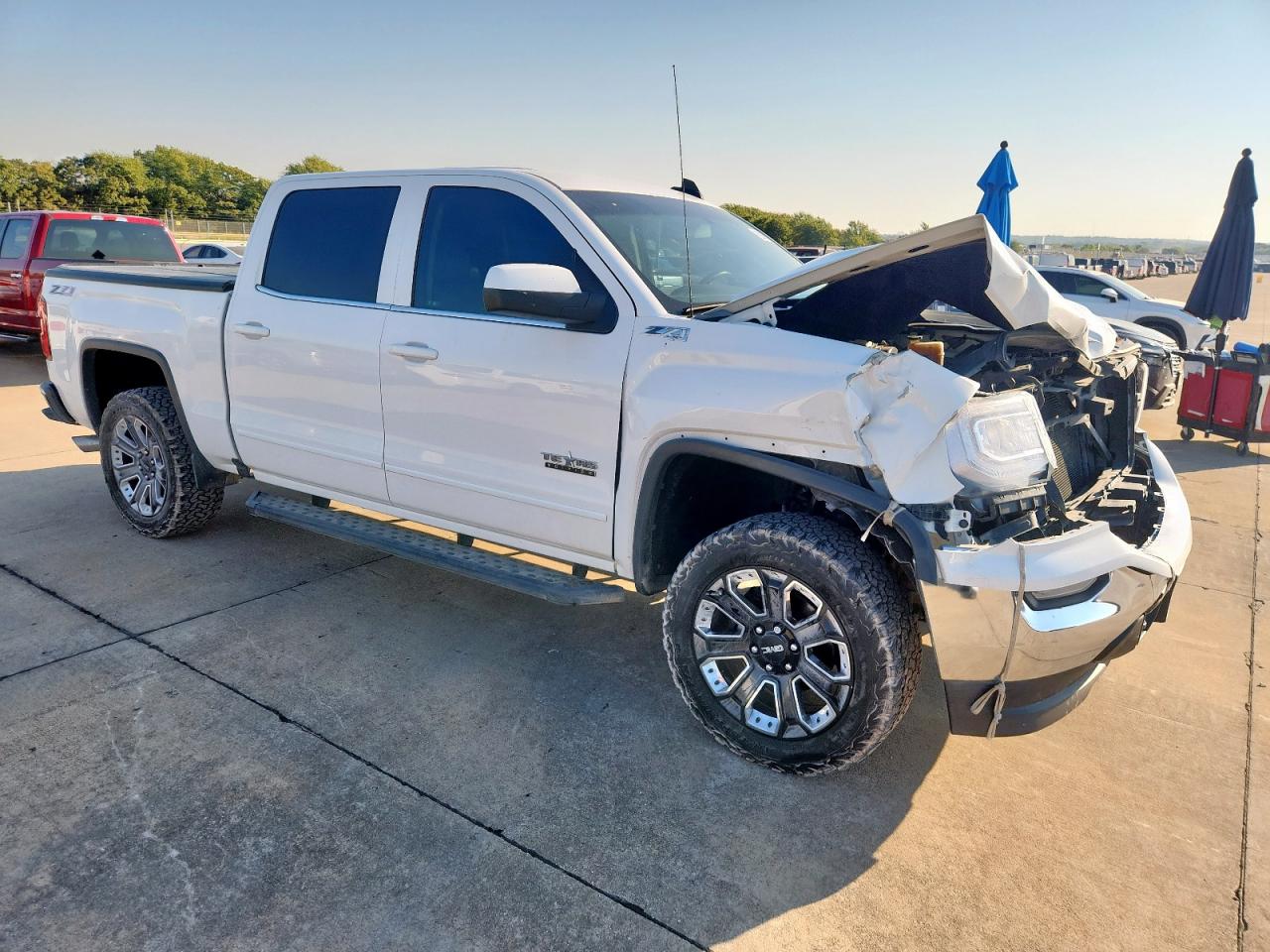 GMC Sierra K1500 Sle Image 4