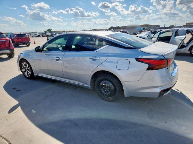 Nissan Altima Sl Image 2