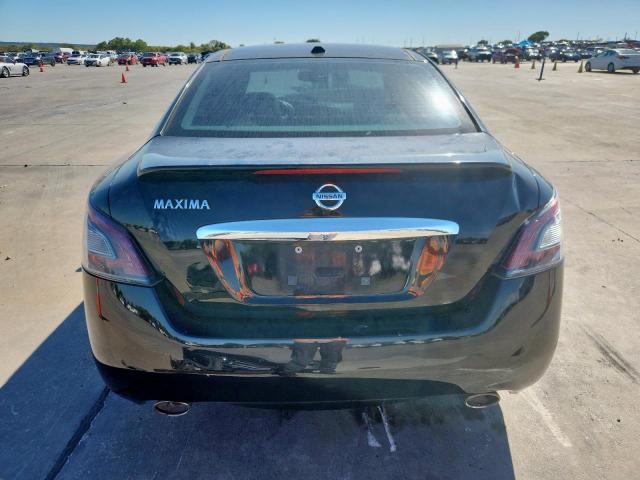 Nissan Maxima S Image 3