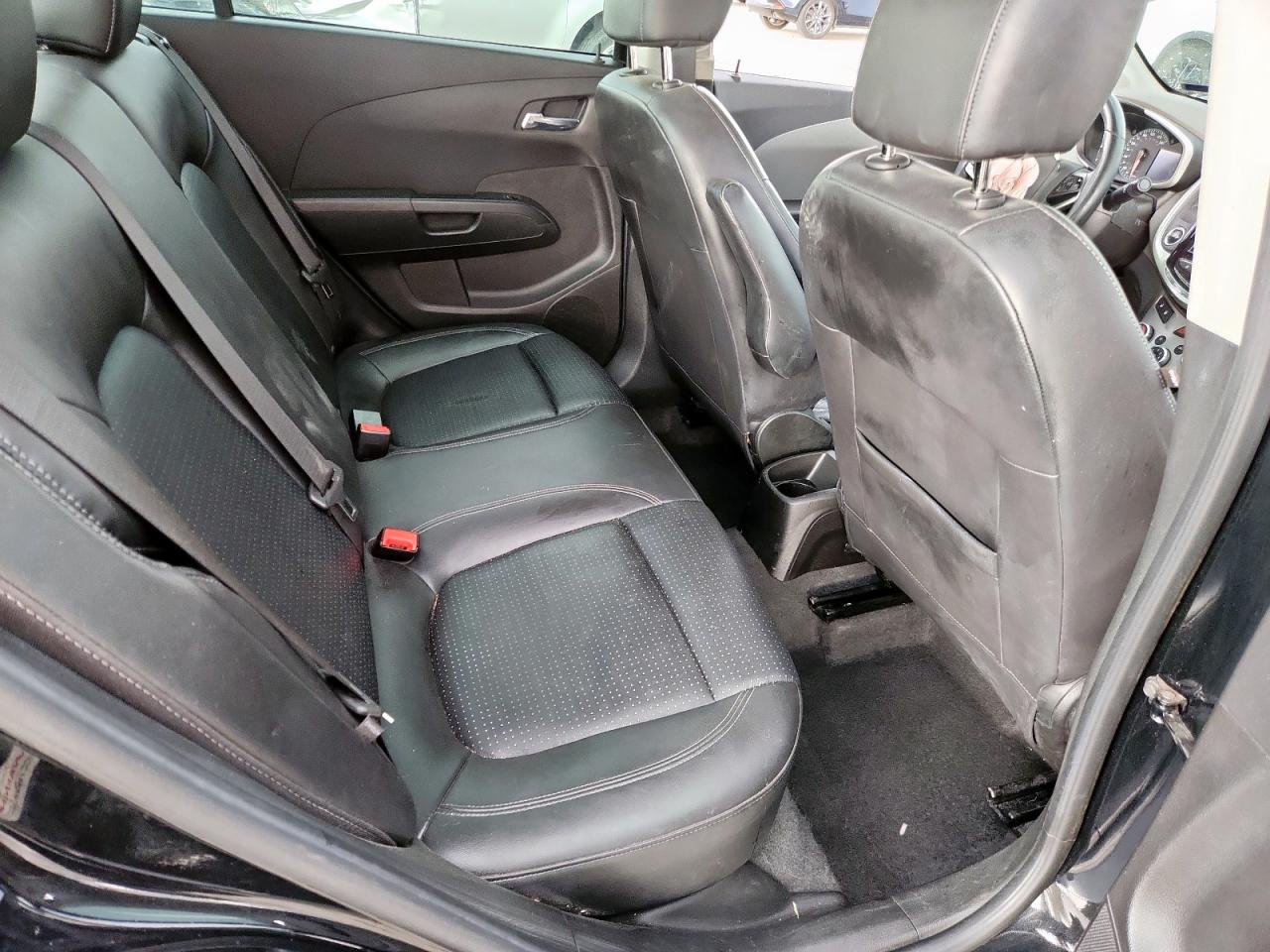 Chevrolet Sonic Premier Image 10