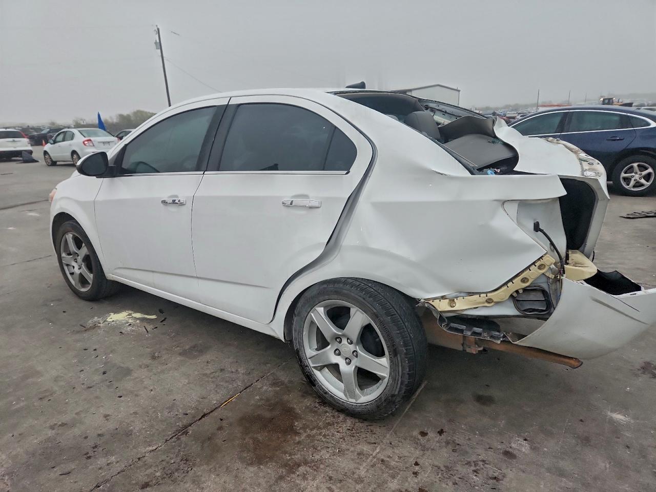 Chevrolet Sonic Ltz Image 2