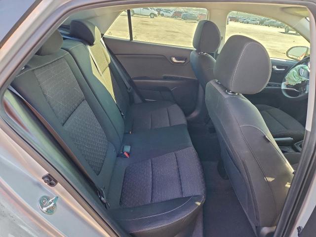 Kia Rio Lx Image 10