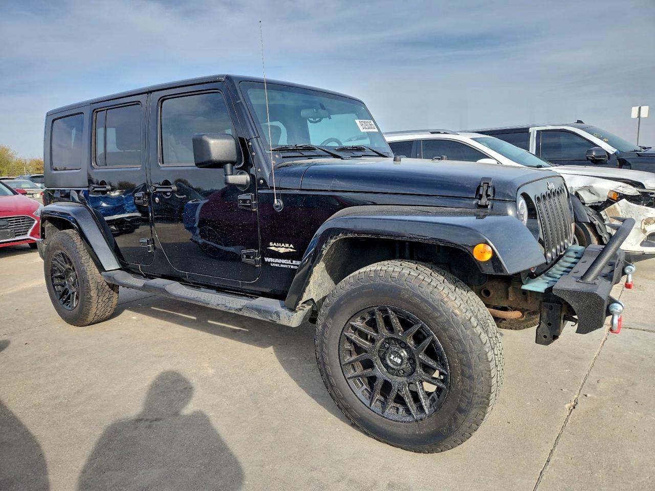 Jeep Wrangler Sahara Image 7