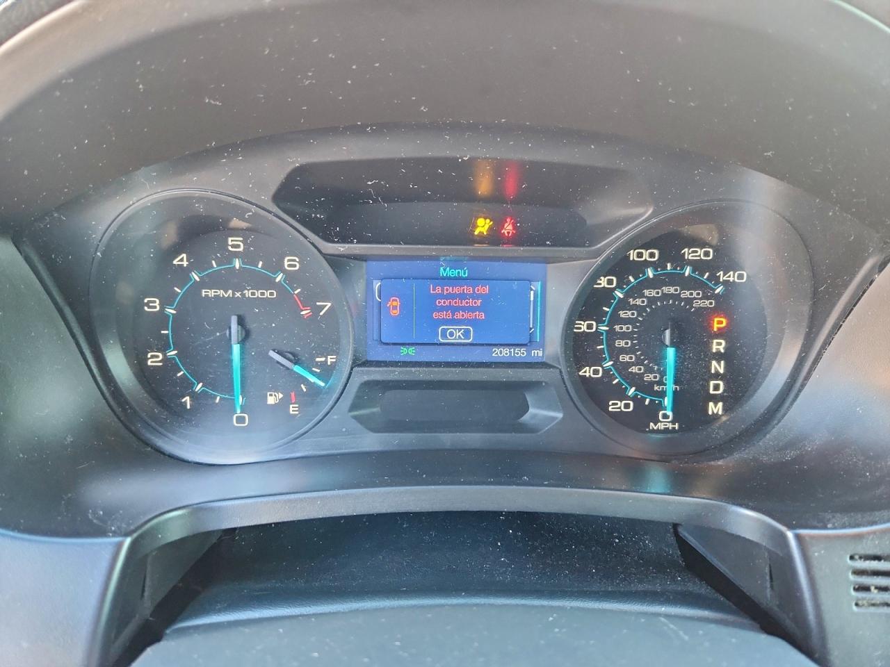 Ford Explorer Image 11